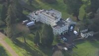 Бившият принц Андрю напусна имението си в Уиндзор 