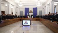 Предаването на властта – служебният кабинет на Андрей Гюров застава начело на държавата (ВИДЕО)