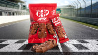 KitKat® и Formula 1® се срещат в пресечната точка на скоростта и почивката
