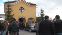 Стотици изпратиха Георги Славков в последния му път