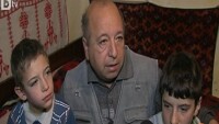 Доброто е пандемия, но колапсът в държавата превръща дарителя в социален арбитър