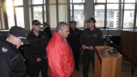 Съдът окончателно стави в ареста продавача на ракията убиец