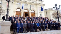Ще се регистрират ли на трудовата борса депутатите след края на мандата?