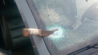 Бракониери забиха мачете в колата на горски инспектори
