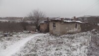 Пожар остави без дом самотна майка с две деца в бургаското село Брястовец
