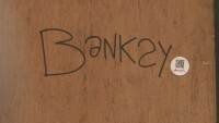 Една от най-обичаните творби на Банкси се продава на търг заедно със сграда