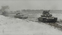 Русия продължава военните учения близо до границата с Украйна