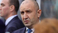 Радев за Пеевски: Да се извадят сигналите, преписките и делата за БТК, КТБ, ББР, „Булгартабак“ и Гебрев