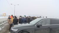 „Събудих се с прекрасна изненада от АПИ“: Пореден протест затвори пътища край Кюстендил 