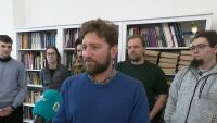 Протест в културата: Служители на Националната филмотека се барикадираха в сградата заради уволнението на директора