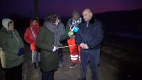 Призрачна гара: Перон на жп спирка в монтанско село застрашава живота на пътуващи
