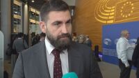 Андрей Новаков за правилата на авиокомпаниите: Никой няма право да ти иска пари, за да седнеш до детето ти