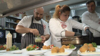 Участници от различни сезони в MasterChef готвят за варненци