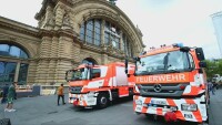 След атаката на гара в Германия: Прокуратурата обвини мъжа, бутнал дете на релсите 
