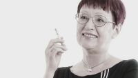 Почина поетесата Миряна Башева