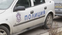 Откриха два изоставени куфара между бул. „Васил Левски“ и Паметника на съветската армия