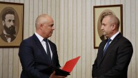 Решаващ ден за мандата: БСП решава дали да го върне, или да направи опит за кабинет