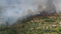 Големият пожар край Казанлък е овладян