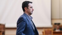 Заради проблемите в БДЖ: Георги Гвоздейков беше сменен като министър на транспорта