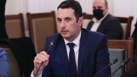Гвоздейков отговори на Алексиев: След като е толкова загрижен да има хеликоптери, дължи отговори