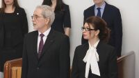 КС решава: Седем или девет години е мандатът на Атанасова и Белазелков?