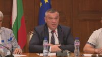 Земеделският министър обеща по-високи заплати от 1 юли в земеделските и горски стопанства