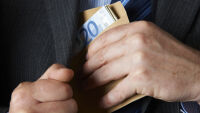 Столичен общински съветник алармира за продажба на държавни имоти „на тъмно“