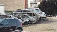 Изгоряха над 20 коли при пожар в „Свети Влас“: Откъде тръгва огънят?