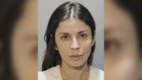Жена нападна и напръска със спрей срещу мечки шофьор, прегазил кокошка на кръстовище 