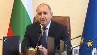 Румен Радев: Рафинерията в Бургас вече ще може да работи нормално