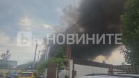 Въпреки литрите дъжд: Шести час гори пожарът до Банкя