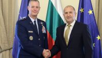 Модернизация на армията: Радев и шефът на НАТО в Европа договориха по-бързо внедряване на дронове