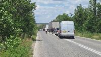Мотор се удари в зърновоз във Врачанско, жена е тежко ранена