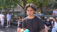 Американец превърна баскетболното игрище във Видин в класна стая по английски
