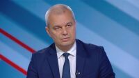 Костадин Костадинов: Бюджетът увеличава дълга и не решава ключовите проблеми на страната