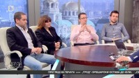 Протестите или задкулисието свалиха властта?