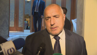 Премиерът иска намаляване на бюрокрацията и плаши с уволнения