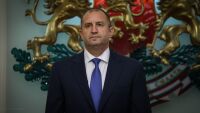 Президентът няма да наложи вето на машинното гласуване