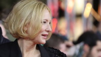Кейт Бланшет с лека рана на главата след инцидент с трион