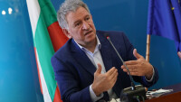 ВАС: Стойчо Кацаров е бил в конфликт на интереси като здравен министър