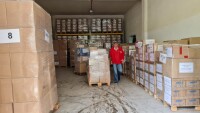 Три тира с дарения от училища и градини тръгнаха за Украйна