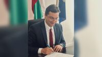 Механизмът за разследване на главния прокурор: Крум Зарков подпечета указа на президента
