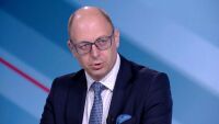 Йордан Божилов за взривените складове: Допускам, че зад това стоят руските спецслужби