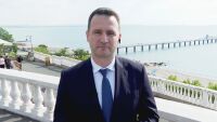 Жечо Станков: Преминаването към еврото няма как да повлияе на цените на тока за бита