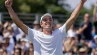 Без нито един турнир: Аматьор връхлита в основната схема на 