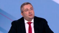 Николай Нанков за мантинелите:  Няма поръчка за 1 млрд. евро. Има за 490 млн. и тя не е спряна