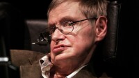 Учени разкриха загадка, свързана с болестта на  Стивън  Хокинг