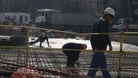 Уволниха работник, след като се оплака от работодателя си