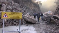 Как реагираха властите след свлачището край Смолян?