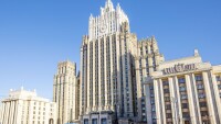 Великобритания осъди решението да се опрости даването на руско гражданство на жители на Донбас